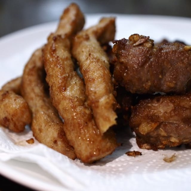 Masitas de Cerdo Fritas / Fried Pork Chunks.