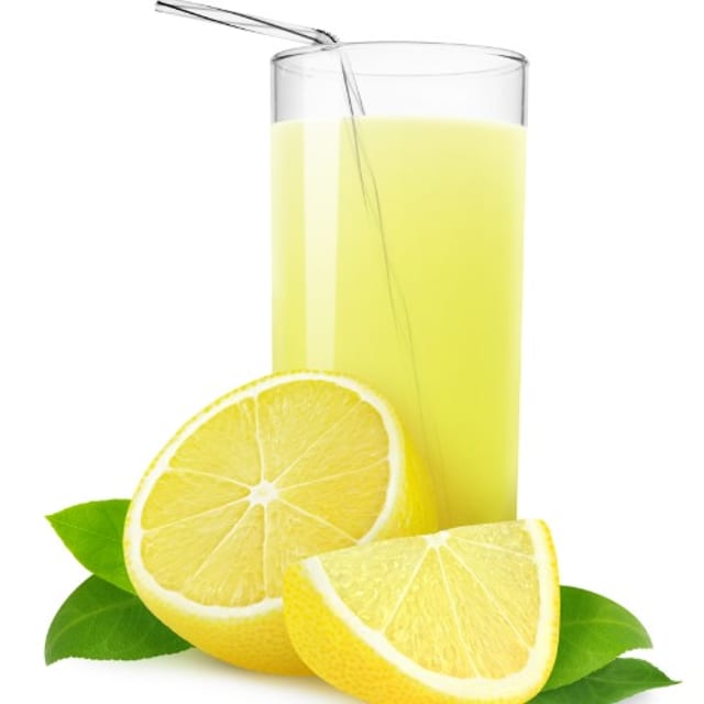 Limonada / Lemon Juice.