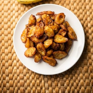 Plátanos Maduros Fritos / Fried Sweet Plantains